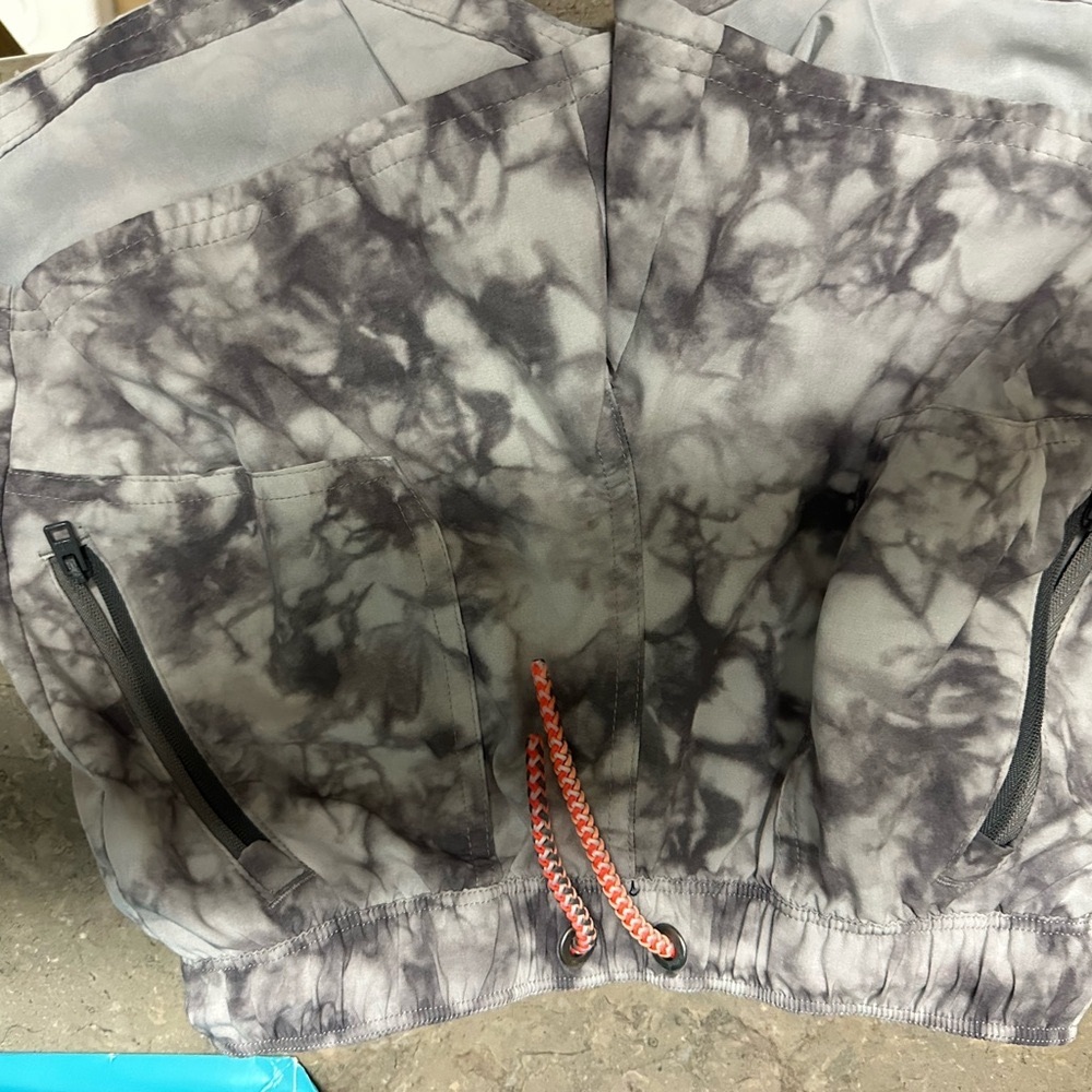 Athleta Gray and white girl shorts